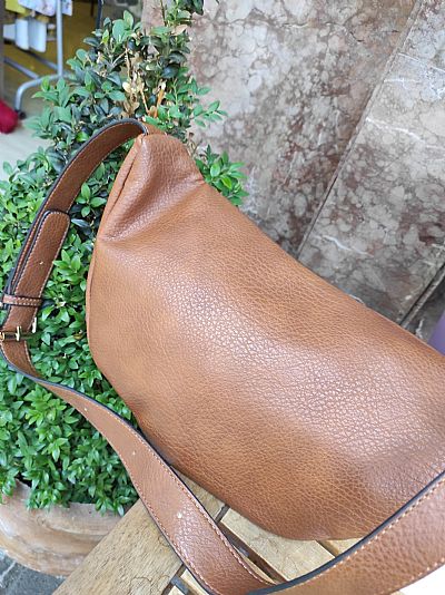 Τσάντα Μπανάνα Καφέ