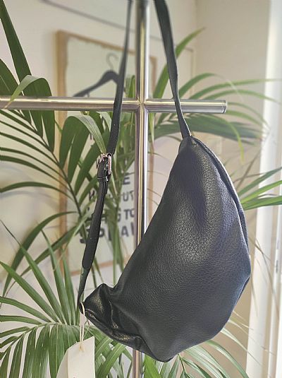 Τσάντα Μπανάνα Μαύρη