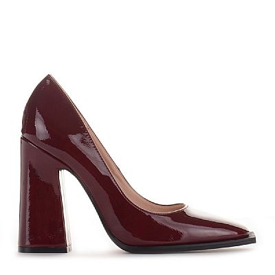 Γόβα Μπορντό