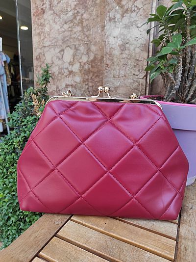 Τσάντα Μπορντό με Χρυσές λεπτομέρειες