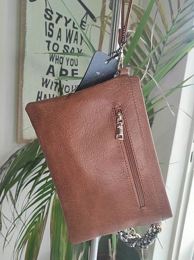 Τσαντάκι Καφέ με Αλυσίδες