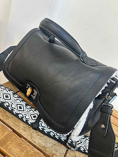 Τσάντα Γούνα Λευκή Μαύρη