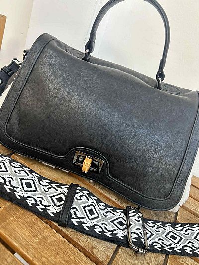 Τσάντα Γούνα Λευκή Μαύρη